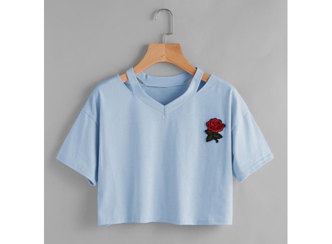 BYDI T-shirt Cropped Rosa Vermelha com Recortes (Cores)